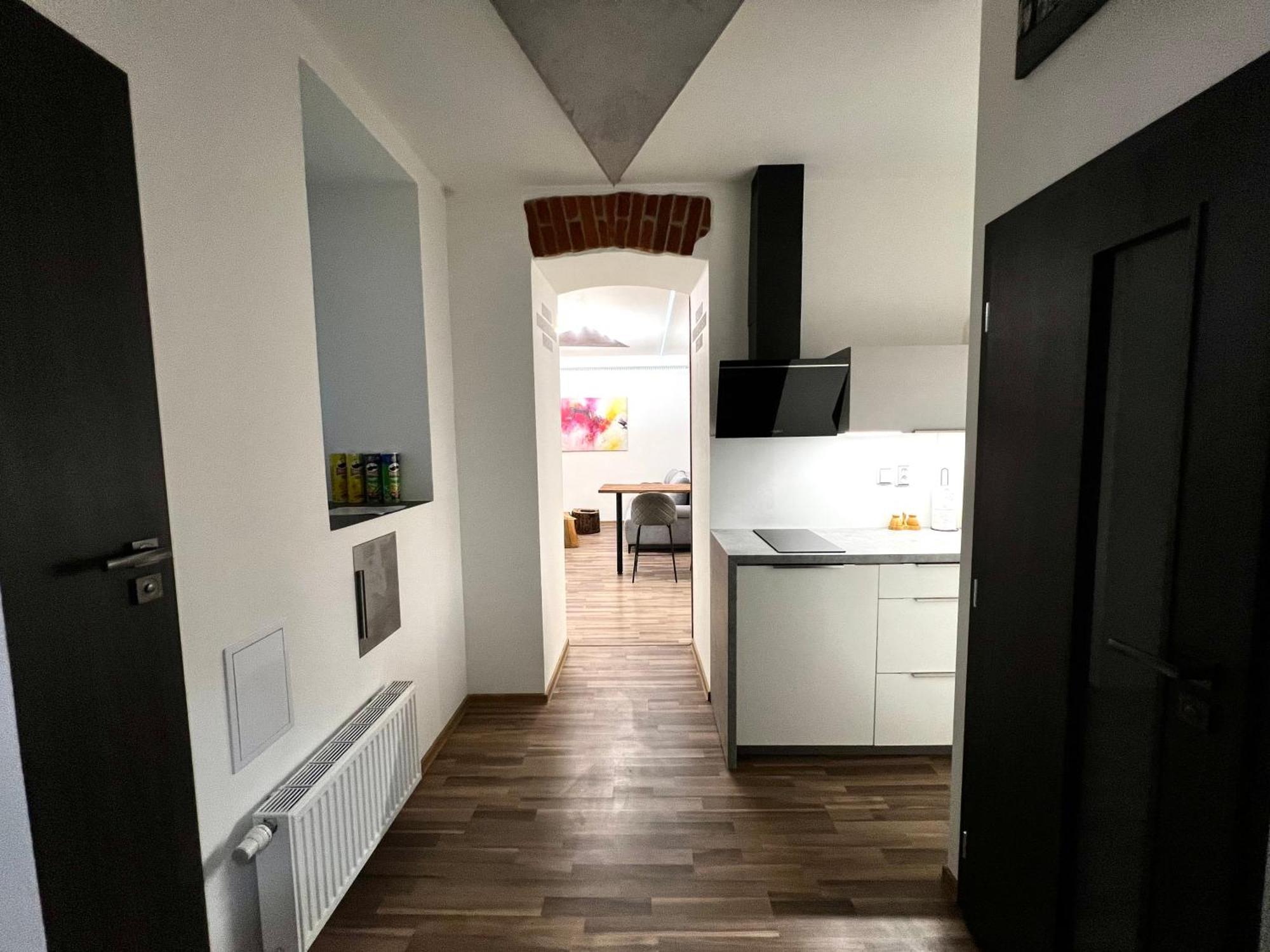 Palackeho Lobby Apartment أولوموك المظهر الخارجي الصورة